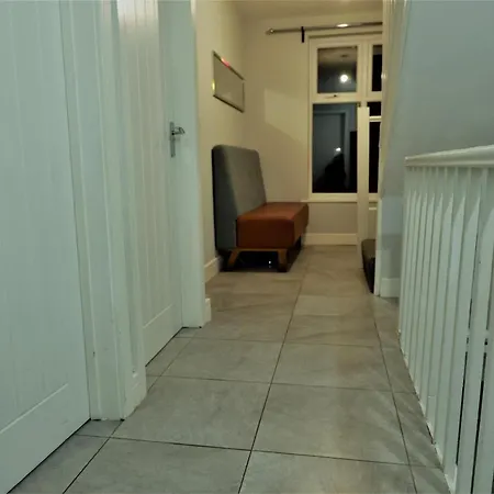 2bed Flat In Filton Апартаменти Бристоль